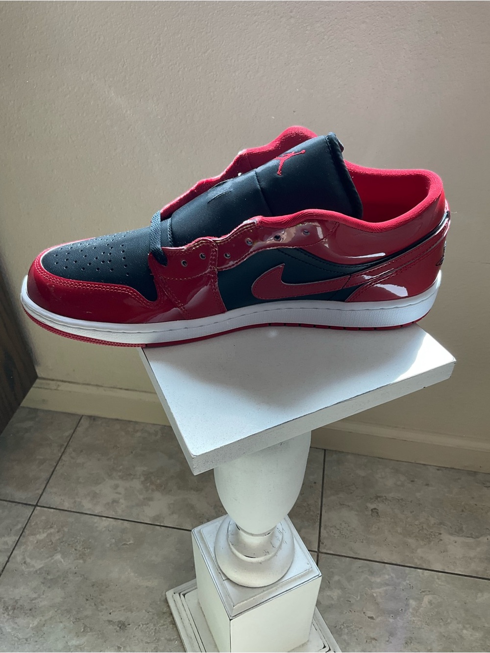 Nike Jordan Air Jordan One Low Patent Leather Varsity Red Black White - Picture 10 of 14